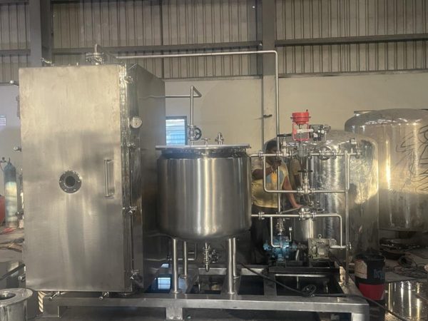 Vacuum Tray Dryer Manufacturers in India - Discover Trusted Swarnim Technocrats